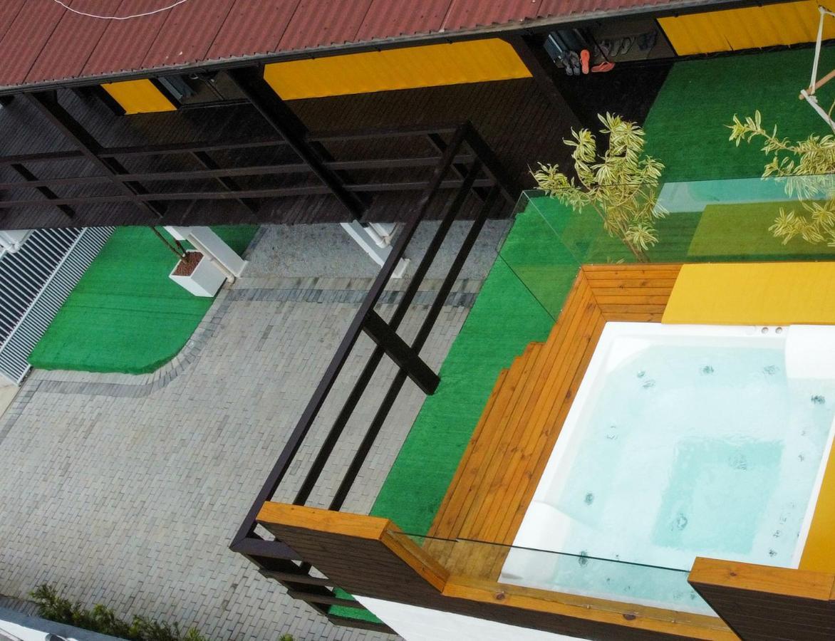 Pousada Container Amarelo Palhoça エクステリア 写真
